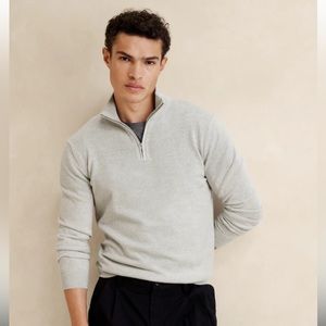 NWOT Men’s 100% Merino wool half zip sweater by Banana Republic